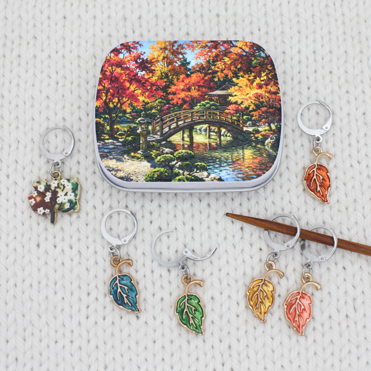 Autumn Leaves Removable Stitch Holders for Crochet or Knitting with Fall Leaves Artwork Storage Tin