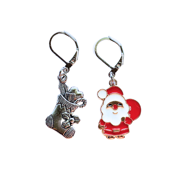 Christmas set of two locking crochet stitch markers removable knitting or crocheting accessories, Santa with toy sack and metal alloy stocking with gifts