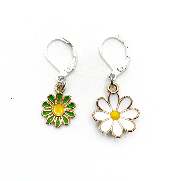 Two white, yellow and green enamel daisy charms with silver plated lever back clasps stitch markers for crochet by Pretty Warm Designs