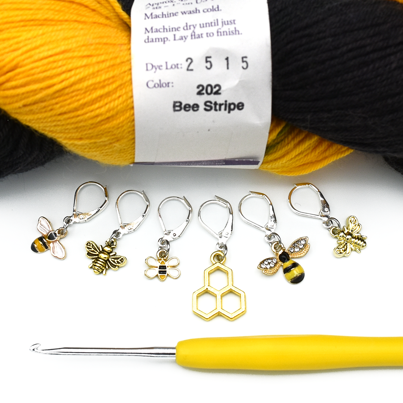 What Are Stitch Markers And How Do I Use Them In Crochet? - Bee Stitch'd